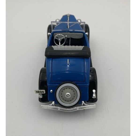 National Motor Museum Mint Diecast 1934 V-8 Deluxe Roadster Blue 1:32 I2 - Picture 5 of 11